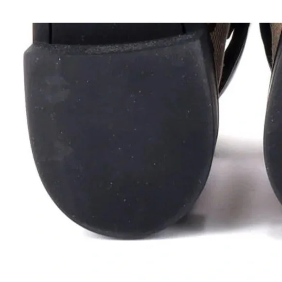 Gucci Women's Black and Brown Combat Boots - Picture 6 of 6